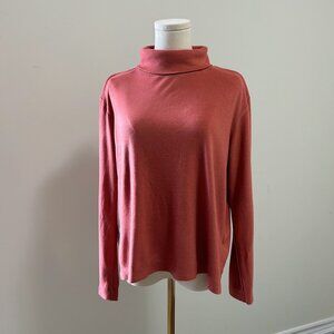 Uniqlo HEATTECH Fleece Turtle Neck Long Sleeve T-Shirt Size Large, EUC